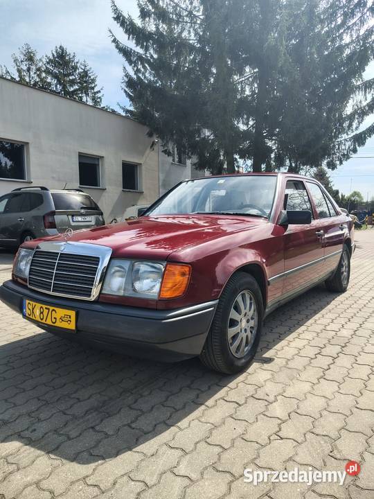 MercedesBenz W124 230E 132 Super Klasyk Stan