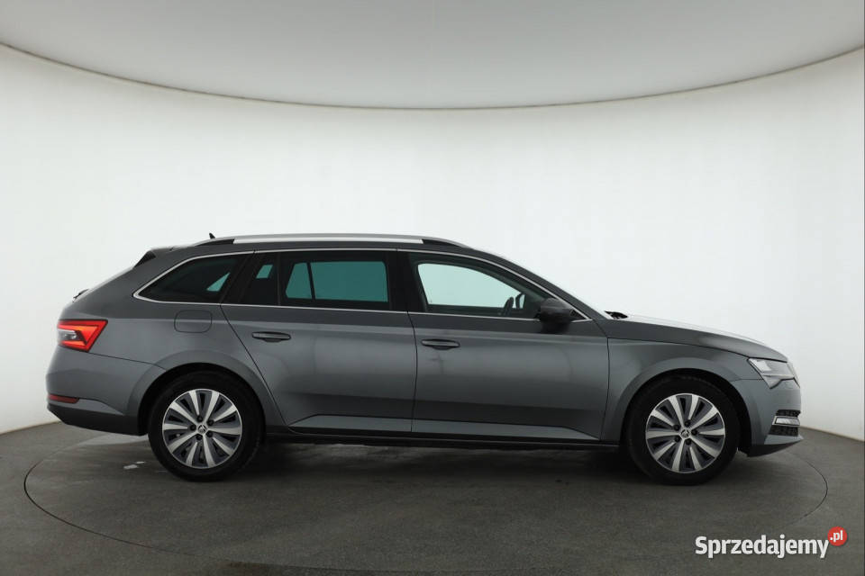 Skoda Superb 20 TDI podgrzewane fotele Superb Piaseczno