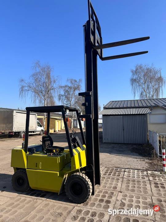 Na sprzedaż Clark Wózki widłowe Bydgoszcz