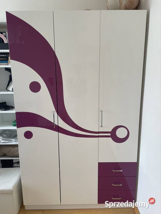 Piękny komplet mebli dziewczynki w stanie Izabelin B