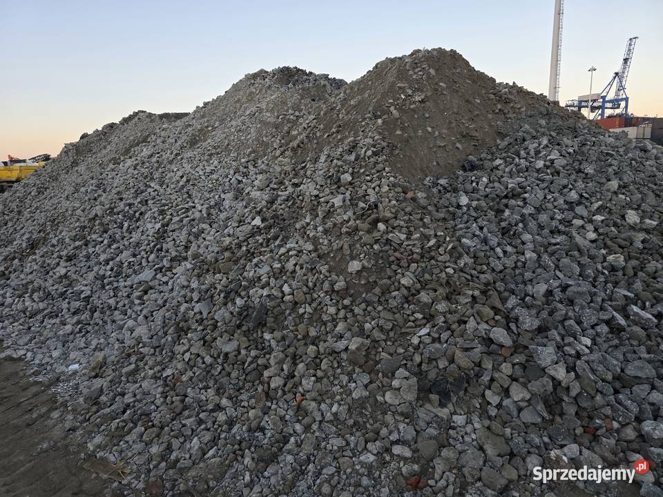 Gruz betonowy tłuczeń betonowy kruszywo betonowe