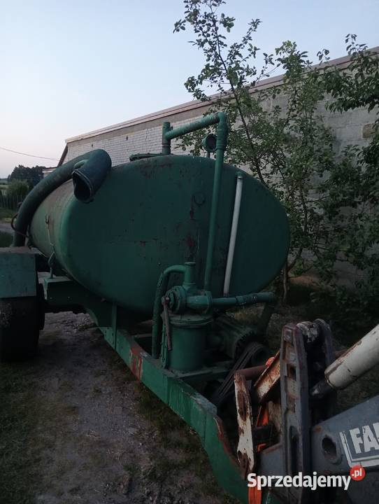 Beczkowóz wóz asenizacyjny 4500 l Czyżew