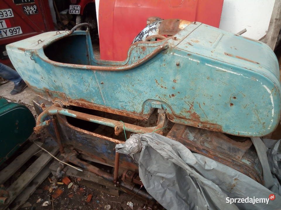 Sprzedam wozki boczne kosze na moto Dniepr K750 Korczowa