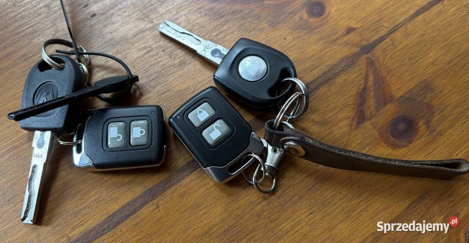 VW GOLF 16 MPI Benzyna 105 23 lata jeden wł manualna Wieliszew