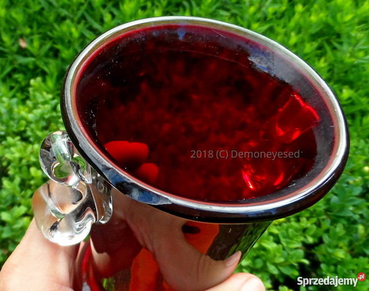 Wazony PRL szkło artystyczne czerwone Tarnowiec małopolskie Kraków