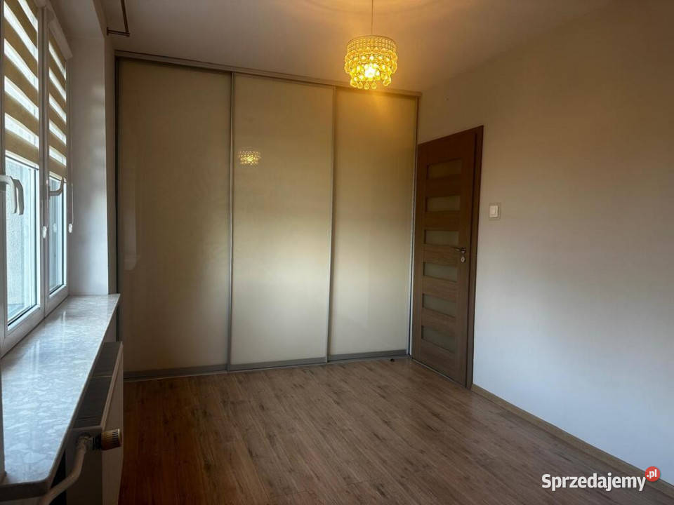 Mieszkanie 3 pokoje 60 m2 Balkon I piętro łódzkie Piotrków Trybunalski
