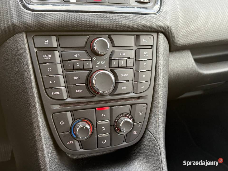 Świeżo sprowadzony nieuszkodzony