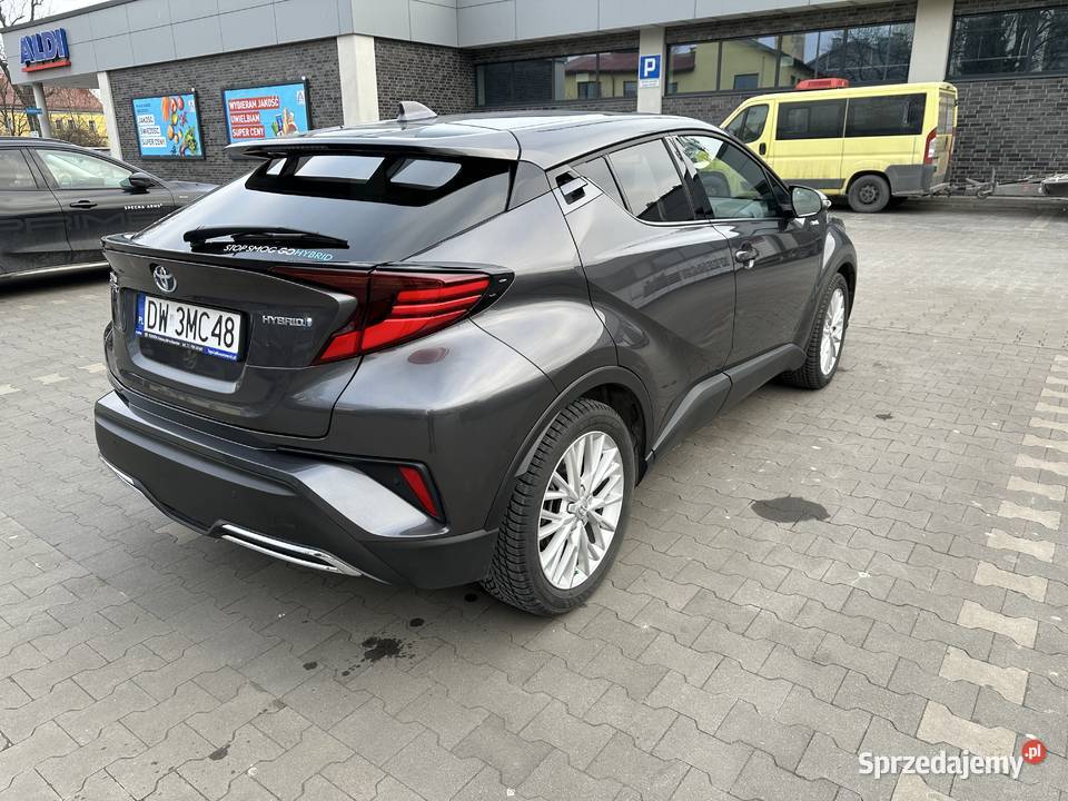 Toyota CHR Toyota CHR 20 Hybrid 184 Executive hak Wrocław