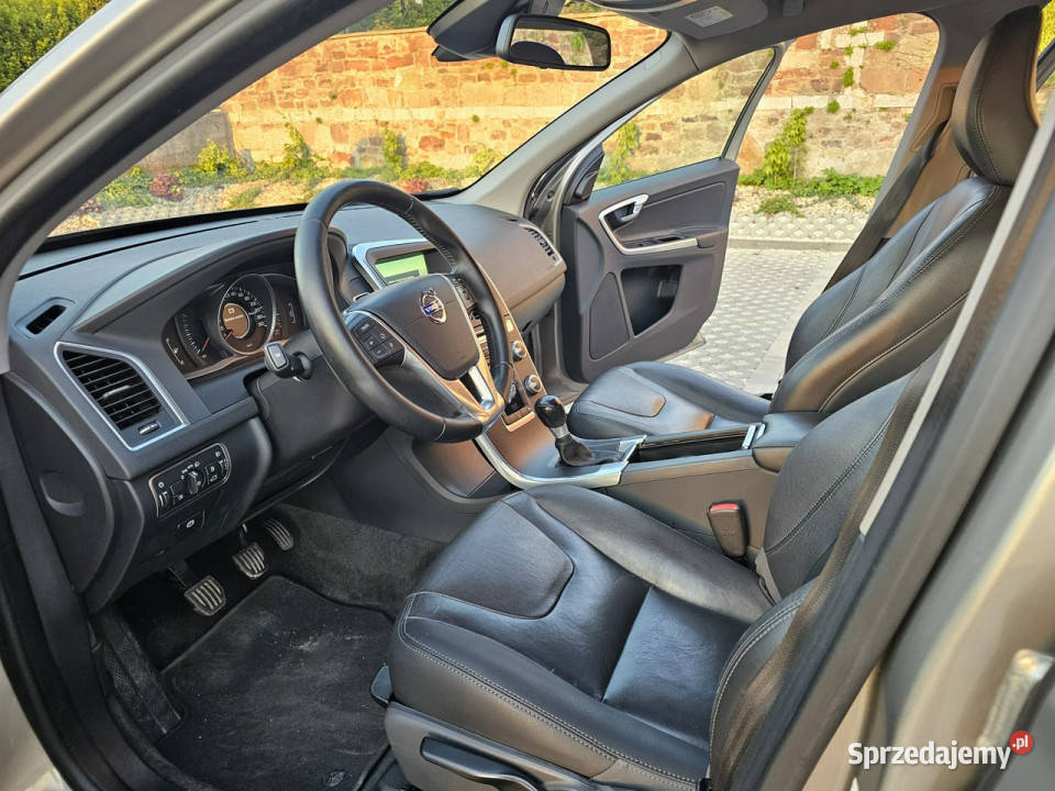 Volvo XC 60 20D 5 Cylindrów Skóry Navi Serwis I klimatyzacja świętokrzyskie Zagnańsk