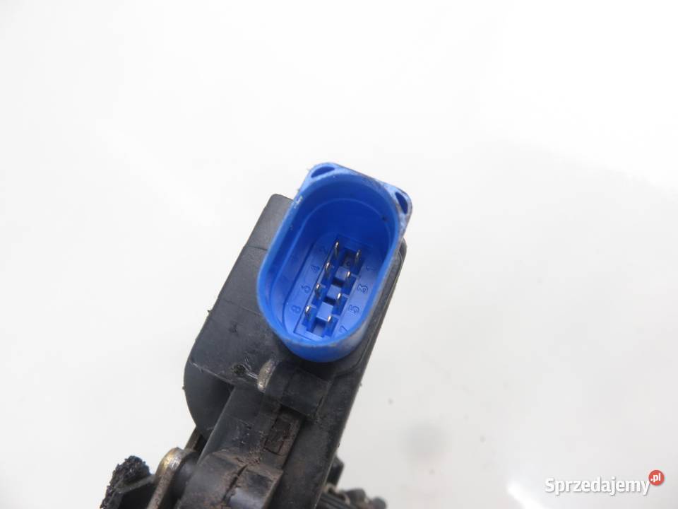 ZAMEK LEWY PRZEDNI SKODA FABIA I Combi 6Y5