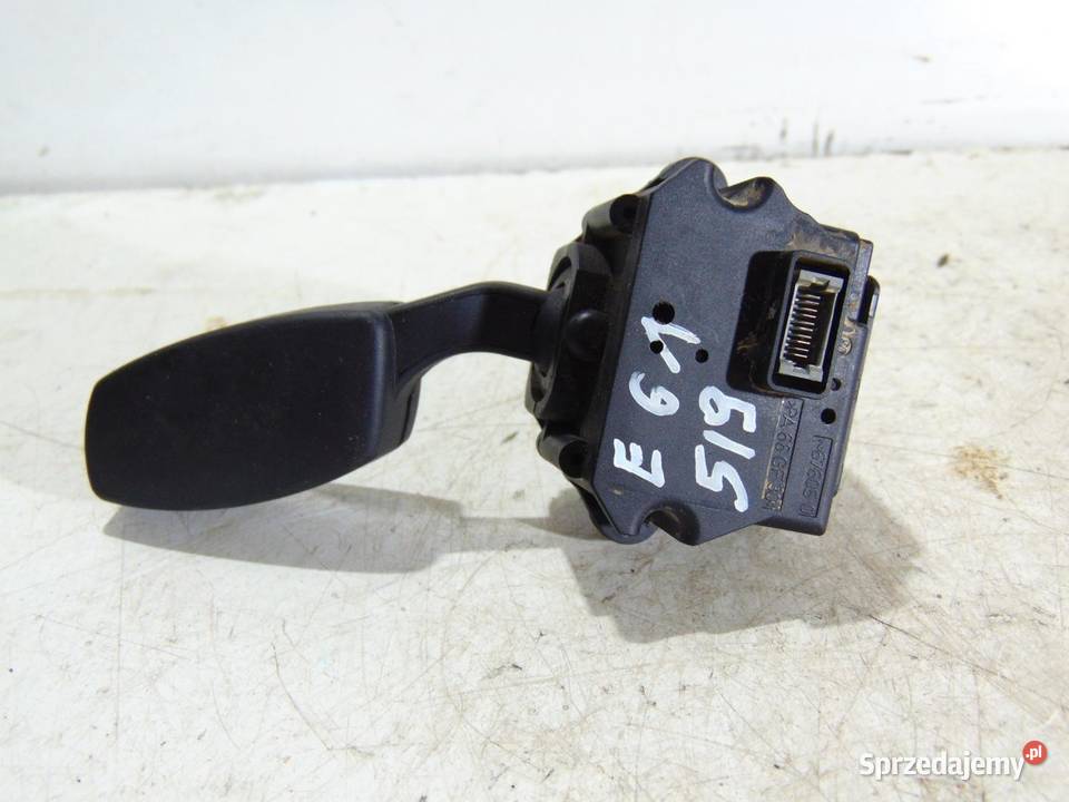 PRZEŁĄCZNIK TEMPOMATU BMW E61 6951352 osobowe
