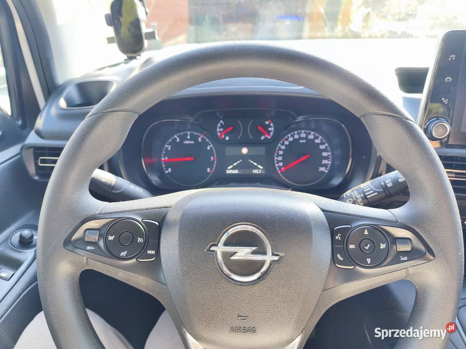 Opel Combo life 15D naviMFLtempoDab Zgorzelec