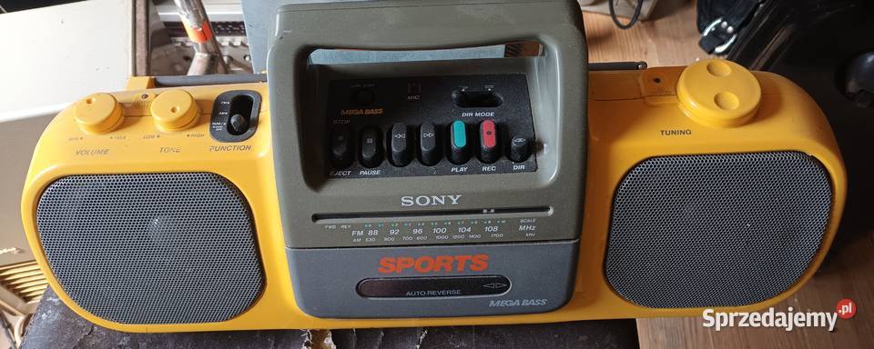 Sportowy raadiomagnetofon sony Sprawny do