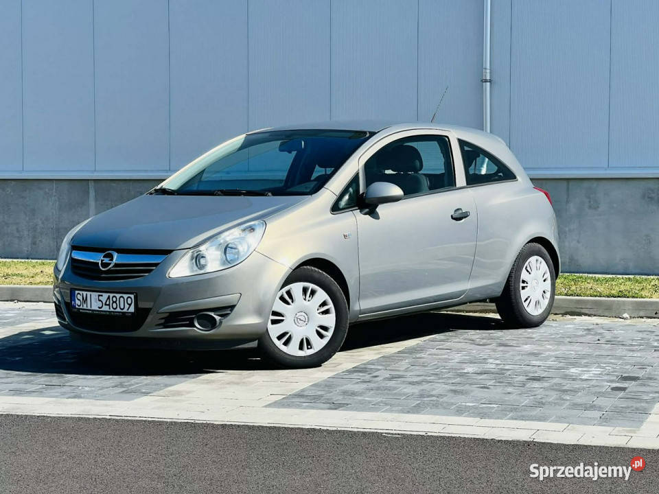 Opel Corsa Opel Corsa D 12 Benzyna 70 2010 86 Mikołów
