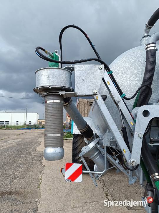 Wóz asenizacyjny Pichon TCI 15700 z turbo Pichon Ciechanów