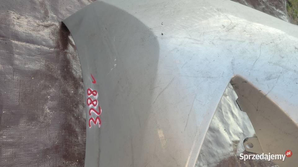 TOYOTA AURIS 2 II ZDERZAK PRZÓD PRZEDNI Ruda Śląska