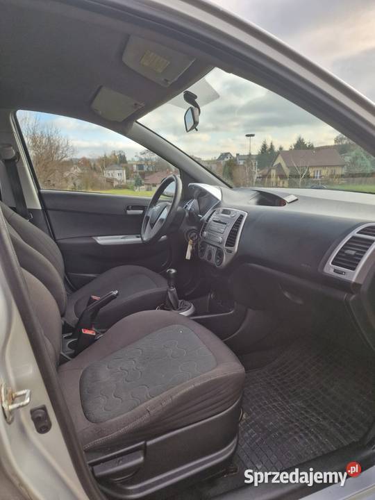 Hyundai i20 2010 12 benzyna Ostrowiec Świętokrzyski