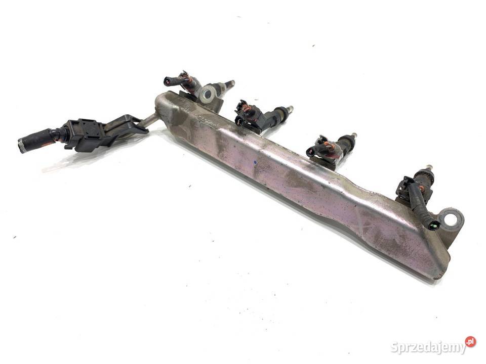 LISTWA WTRYSKOWA TOYOTA YARIS II 0280158213 13 osobowe sprzedam