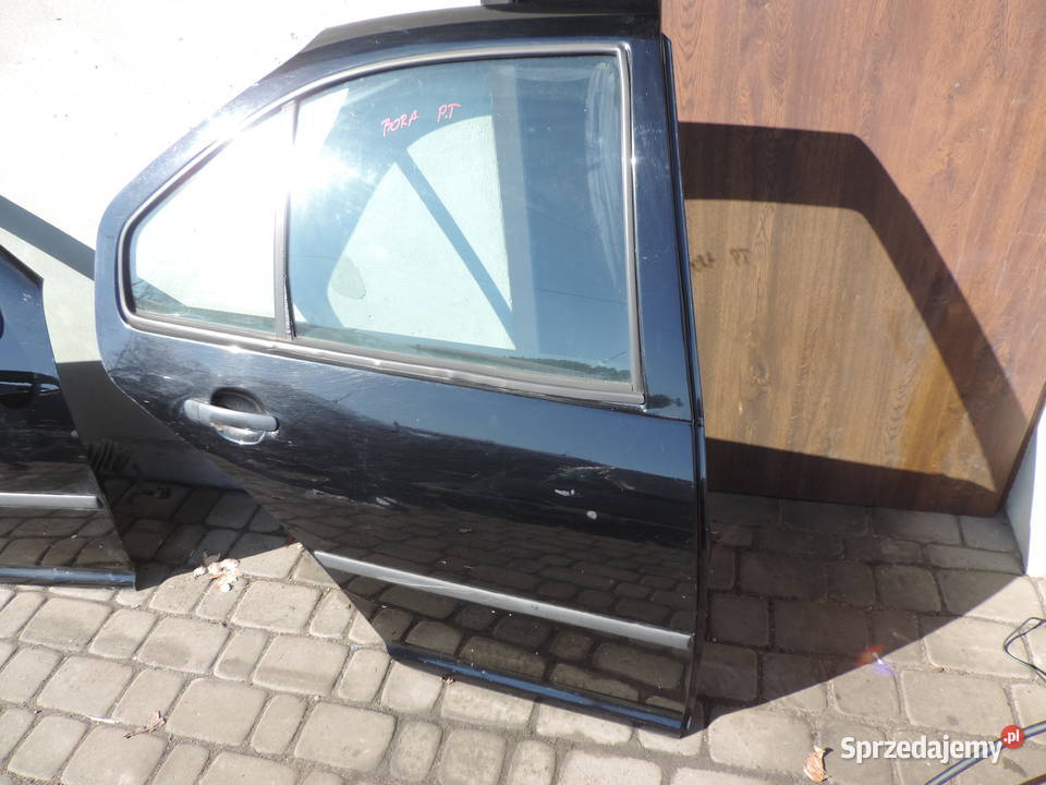 DRZWI PRAWY TYŁ VW BORA SEDAN L041 Nowy Sącz sprzedam