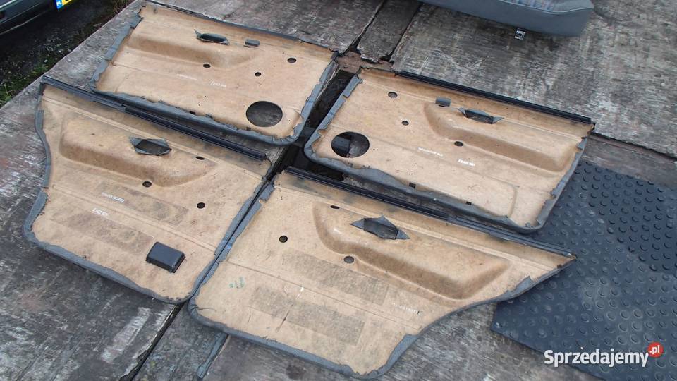 VW Golf II Fotele kanapa boczki MK2 II osobowe Motoryzacja Katowice