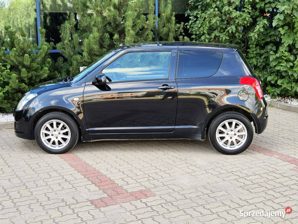 Suzuki Swift GWARANCJA klimatyzacja 13 benzyna lakier metallic Warszawa
