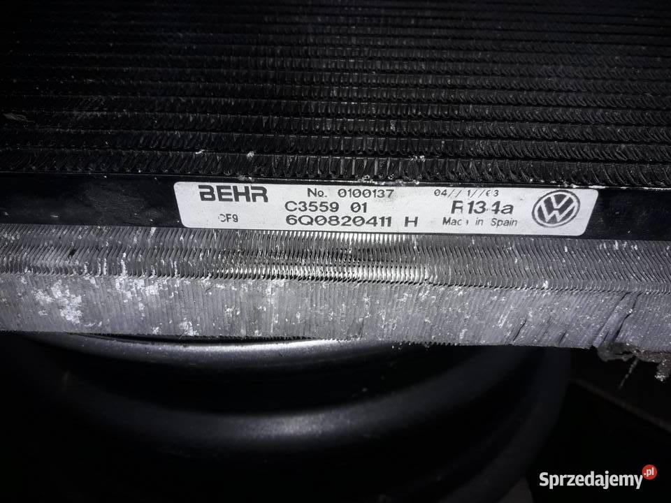 CHŁODNICA KLIMATYZACJI VW POLO 9N 14 B TANIO osobowe Ozorków