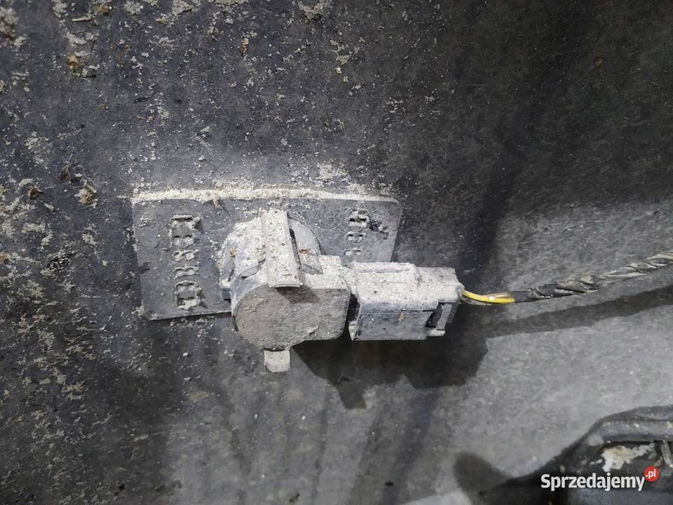 ZDERZAK TYŁ TYLNY Chevrolet Cruze I 2008 2014 Rok produkcji 2009