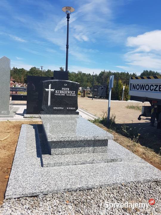 Nagrobek ziemny strzegomski impala z posadzką Świdnica