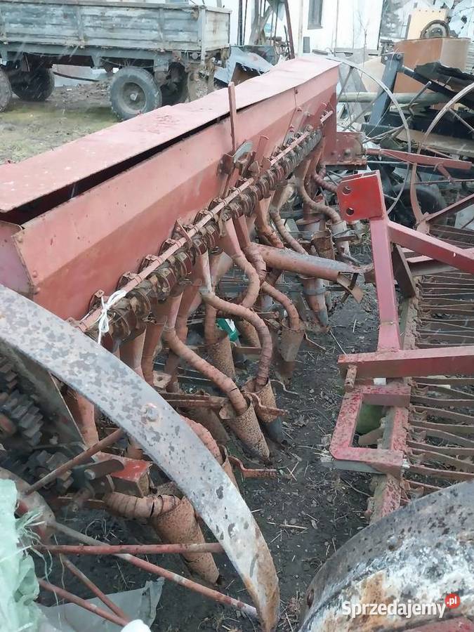 Siewniki konne 22 lejki x2 Maszyny rolnicze Krzywda