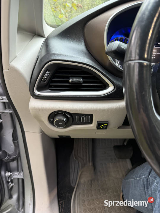 Super komfortowyauto prywatnehakLPG Van / Minibus Warszawa