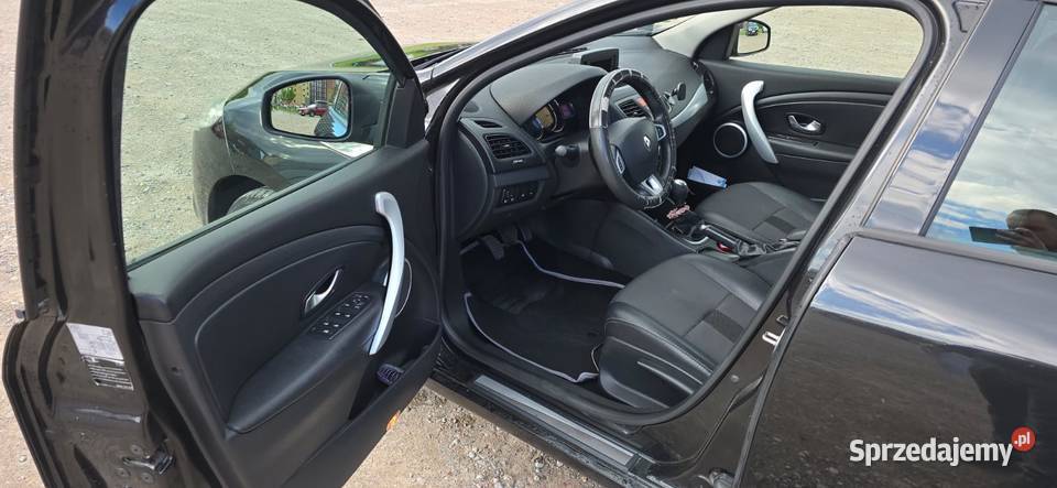 Renault Megane III 15 dCi 110 2011 r 194