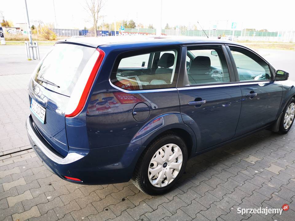 Sprzedam samochód Ford Focus II FL kombi 18 nieuszkodzony Focus Pruszków