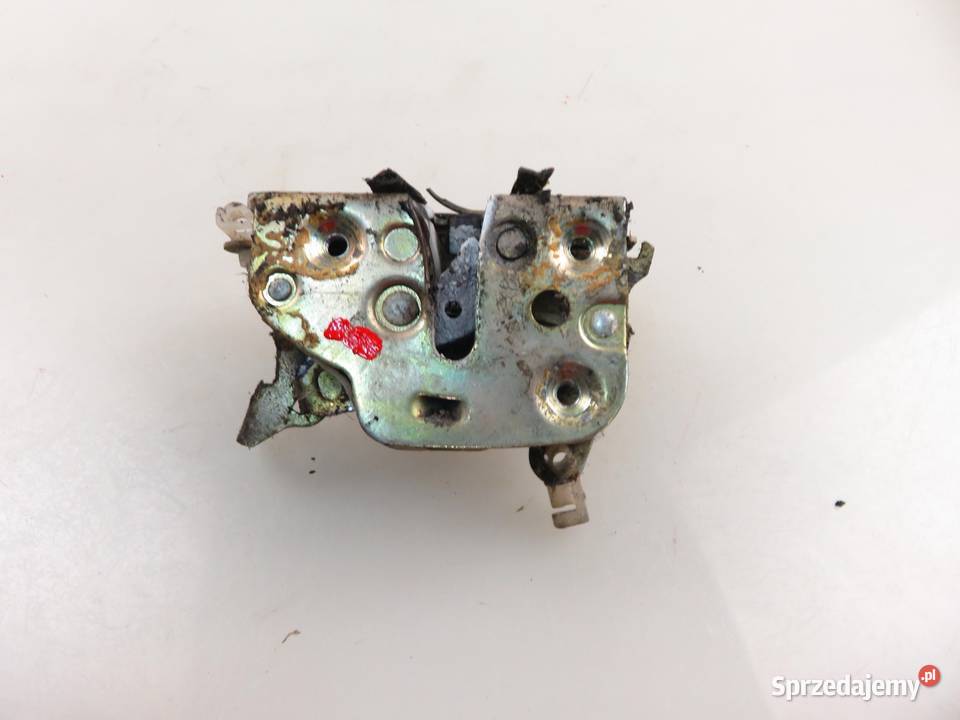 ZAMEK LEWY PRZEDNI NISSAN PATROL III