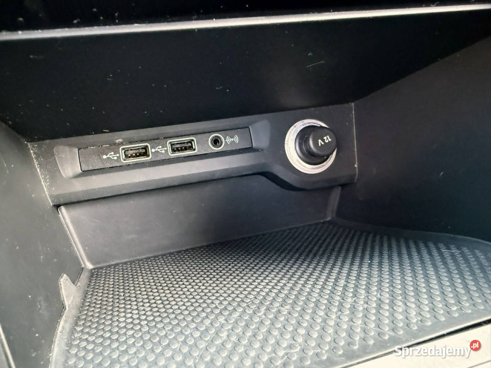 Volkswagen Touran 16TDi serwisowany w ASO Węgrów