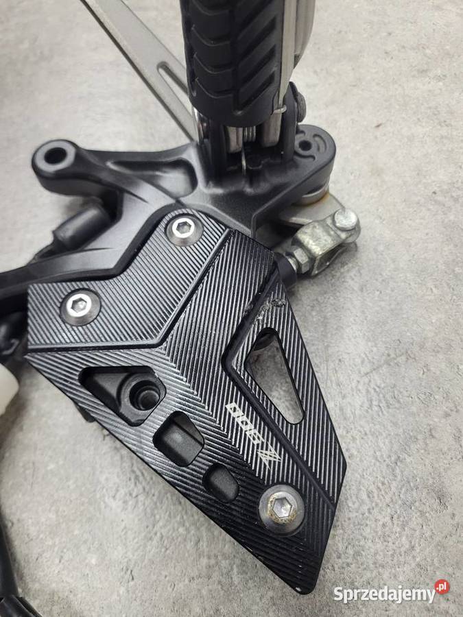 Kawasaki Z 900 Z900 24 OEM SET KIEROWCY PRAWY