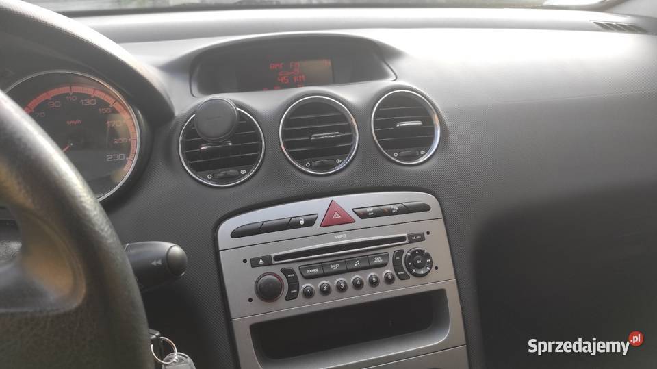 Peugeot 308 2008 r 16 benzyna Rok produkcji 2008 Chodzież