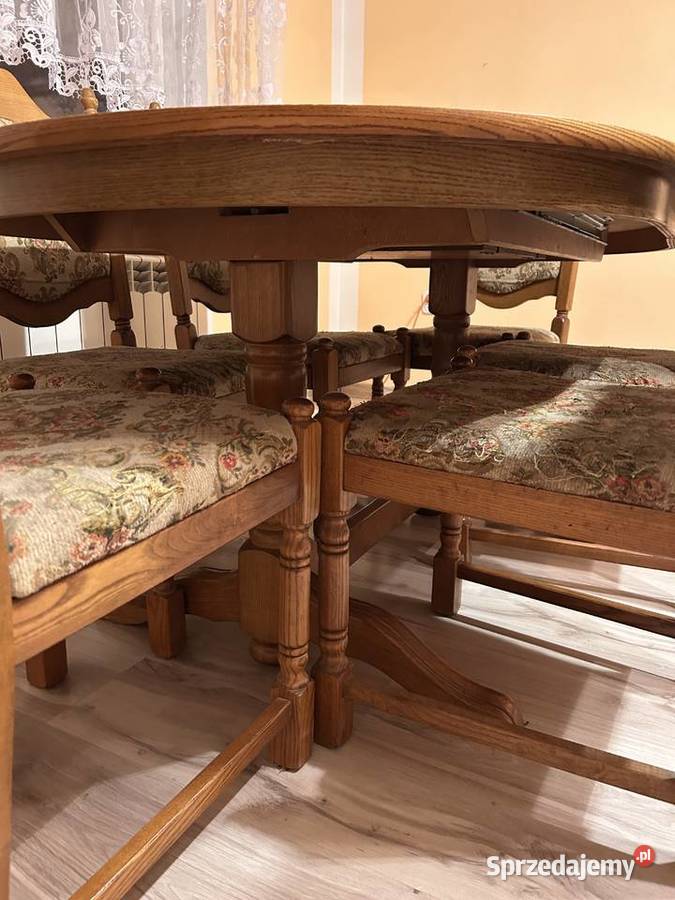 Sprzedam stół z krzesłami Kościan