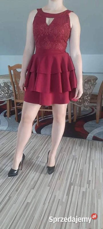 Sukienka z falbankami bordowa czerwony Warszawa