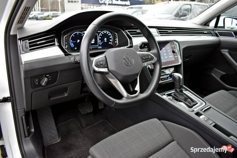 Volkswagen Passat Bezwypadkowy Salon Polska diesel Łódź
