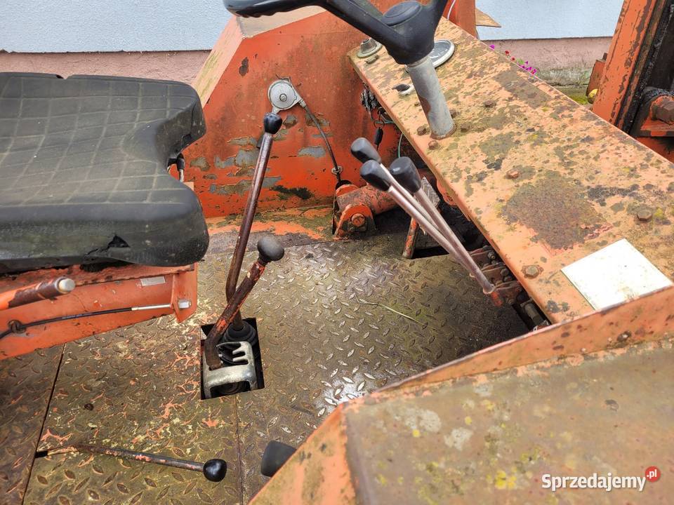 Wuzek widlowy terenowy manitou 4x4 Cołdanki