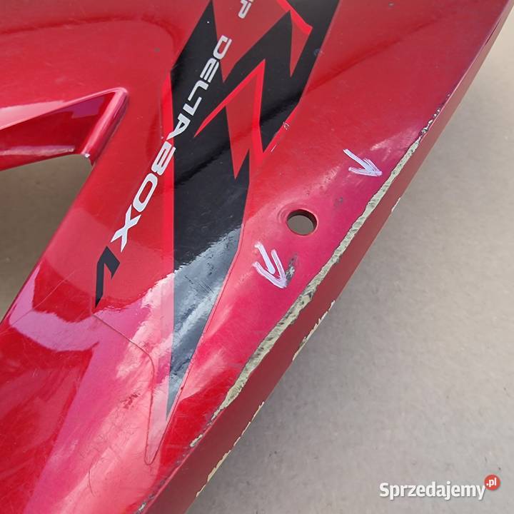 YAMAHA YZF R1 RN12 0406 OWIEWKA BOK BOCZEK LEWY Szyby i owiewki Bieleń