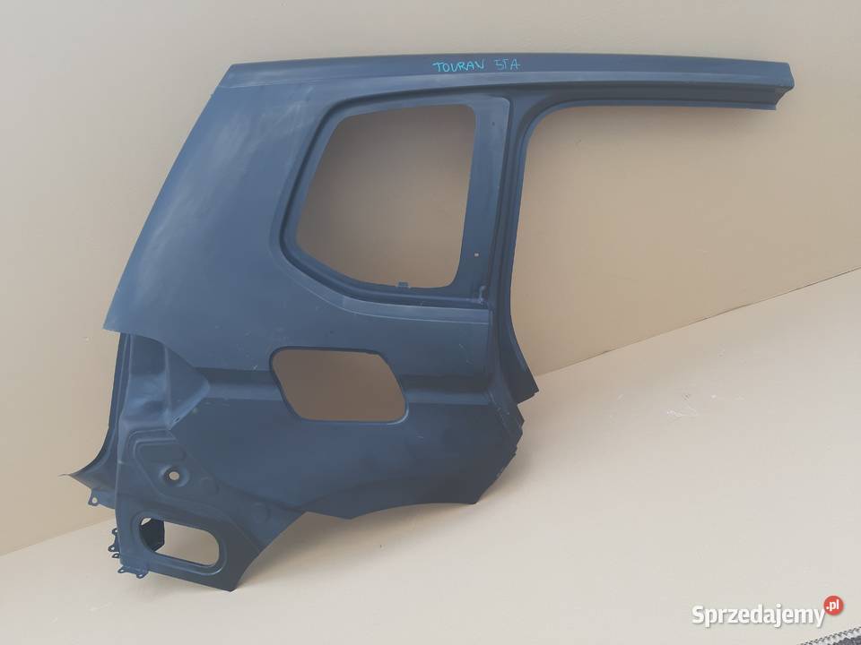 VW TOURAN II 5TA BŁOTNIK PRAWY TYŁ POSZYCIE Trzciel