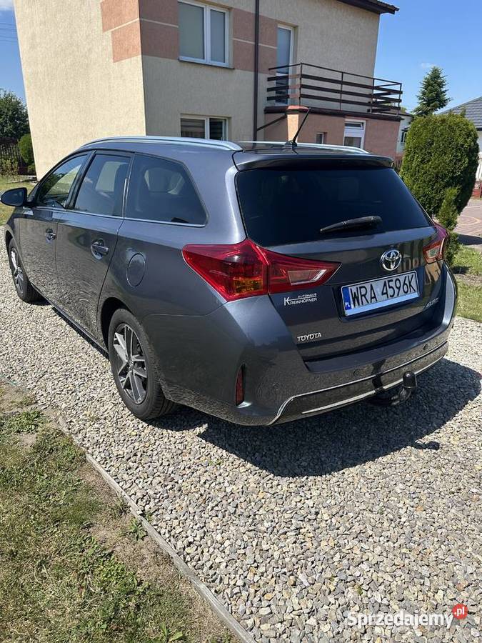Toyota Auris 2015r 16 Benzyna Radom