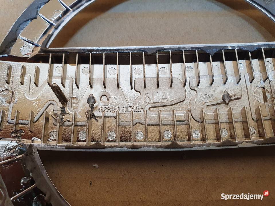 NISSAN JUKE II ZNACZEK EMBLEMAT LOGO PRZÓD Międzychód