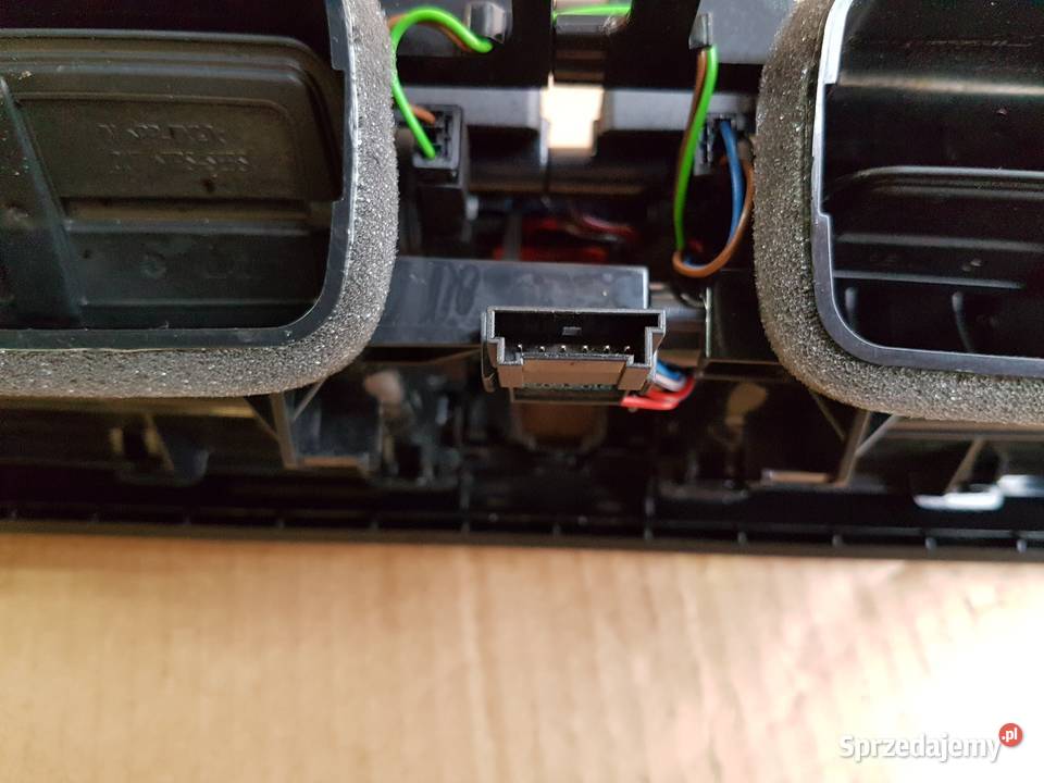 BMW 1 120 F20 f21 LIFT kratki nawiewu podwójne Legnica