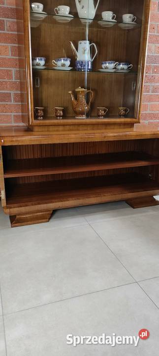 Ekskluzywna serwantka witryna art deco Łagów