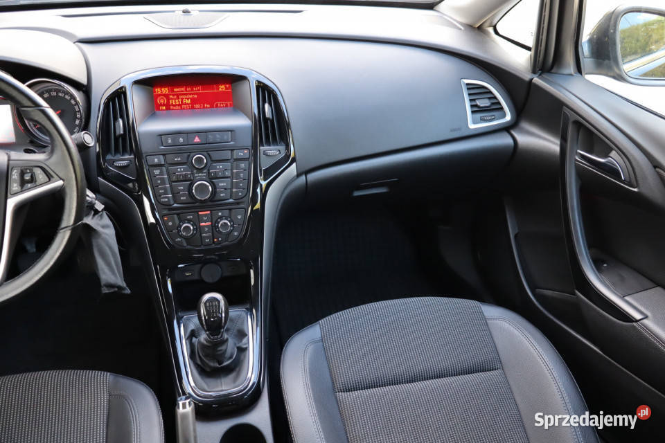 Opel Astra 14 T gniazdo USB Zabrze