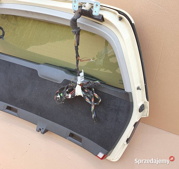 MERCEDES EKLASA W212 KOMBI KLAPA BAGAŻNIKA Trzciel