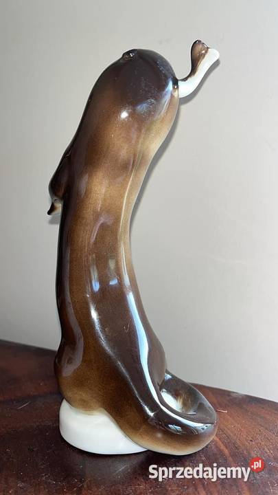 Wydra z rybą figurka Łomonosow Porcelana i szkło Gdańsk