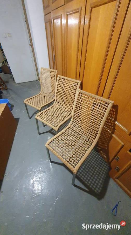 Nowoczesne krzesła rattanowe na metalowych Warszawa